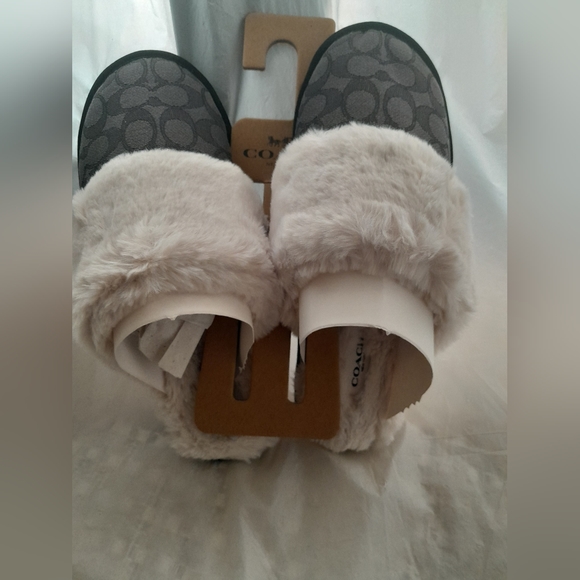 Coach Shoes - New Coach Ziva Signature Slipper